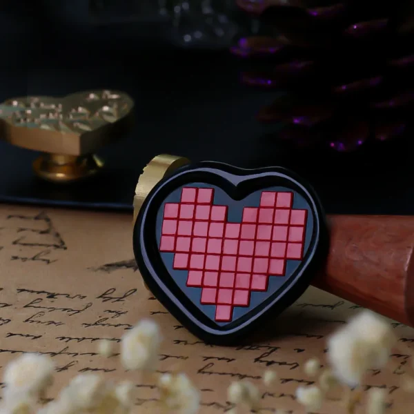 Sello de cera en forma de corazón, de diferentes motivos para elegir y sellar tus cartas con el diseño que mas te guste