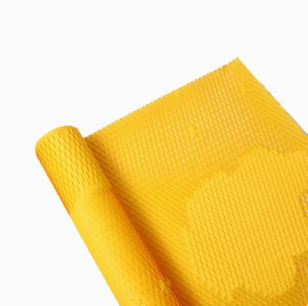 Rollo de envoltura acolchada de panal para envios que deben ir fijos