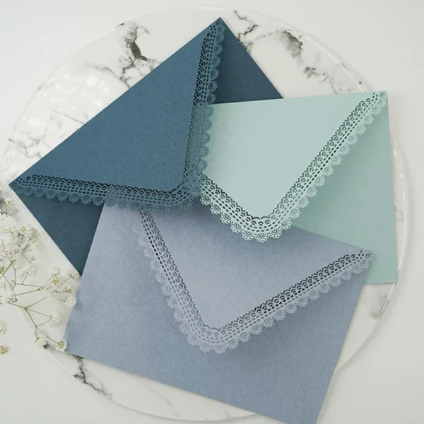 Sobres triangulares de encaje Vintage para tarjetas DIY