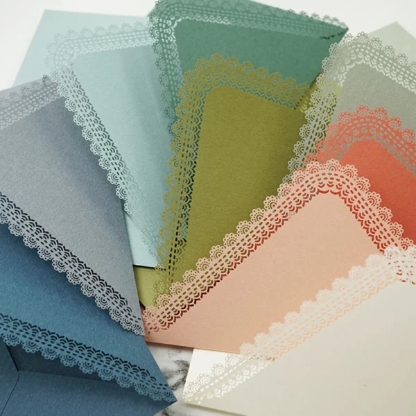 Sobres triangulares de encaje Vintage para tarjetas DIY