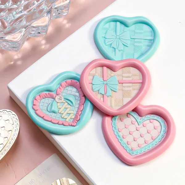 Sello de cera en forma de corazón, de diferentes motivos para elegir y sellar tus cartas con el diseño que mas te guste