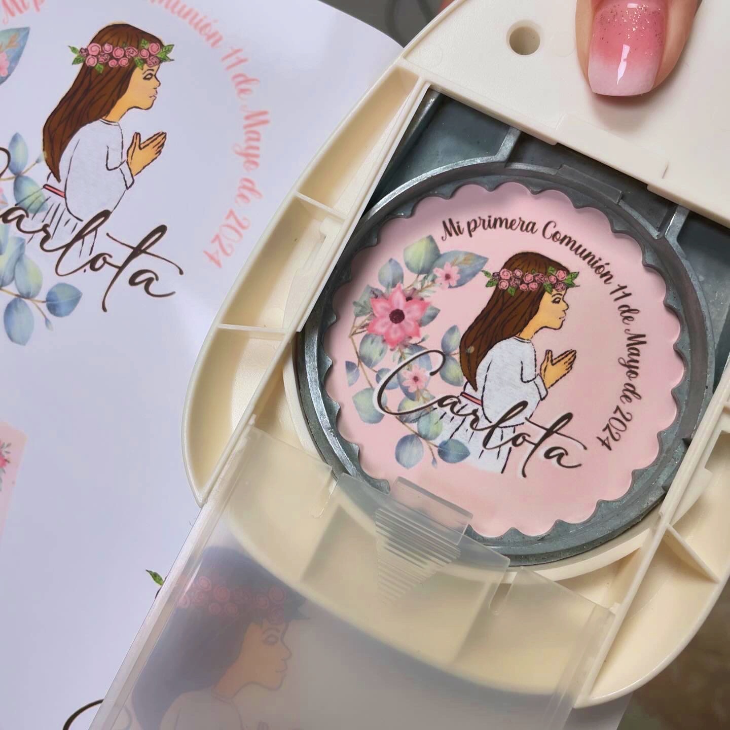 Toppers multiusos para personalizar bolsas, cajas o empaques de regalo - Imagen 8