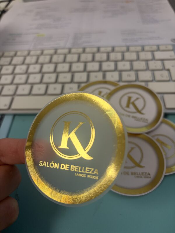 Etiquetas y pegatinas personalizadas
