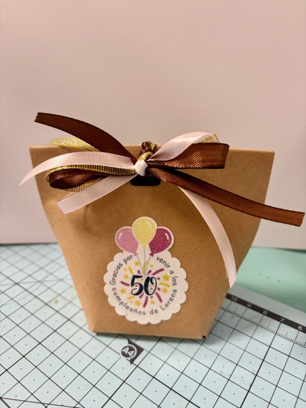 Cajas kraft, color marrón, para regalos, envoltorios, Detalles para invitados, Caja con lazo, 2 medidas,